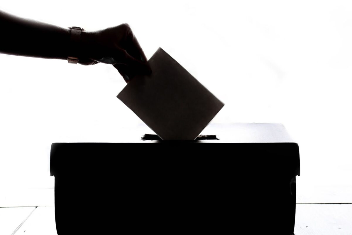 Présidentielle 2027 : ce que disent les sondages à six mois du premier tour